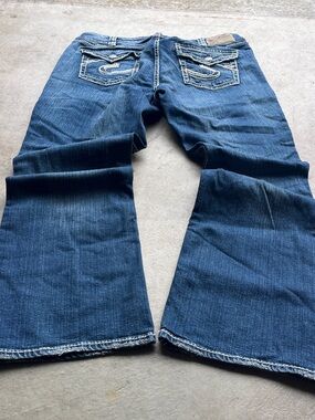 Vintage Y2K Silver Jeans Co. Baggy Flare Wide-Leg Jeans